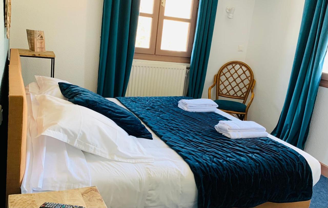 L'Escoundillou Hotel Saint-Jacques-des-Blats Ngoại thất bức ảnh