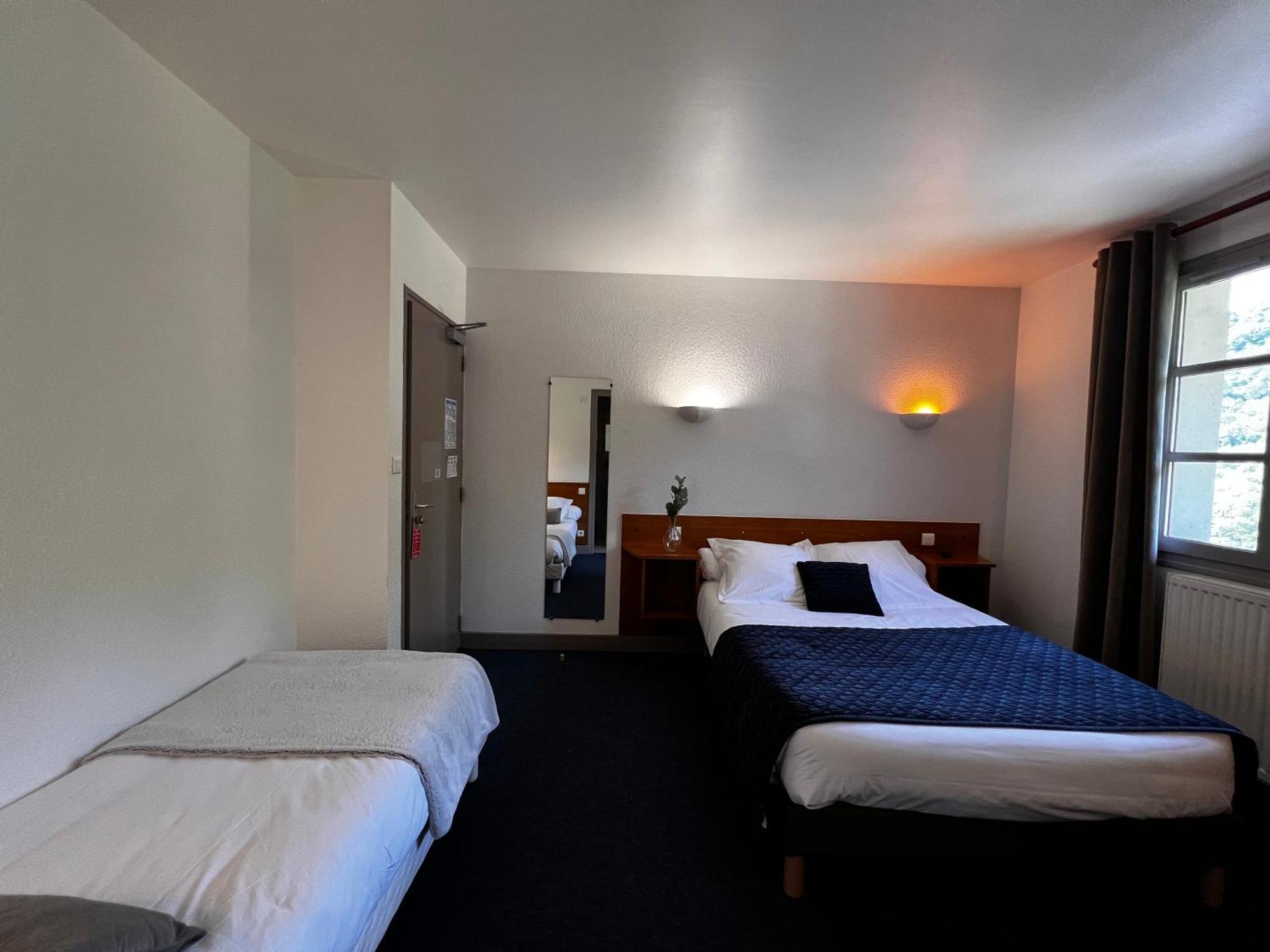 L'Escoundillou Hotel Saint-Jacques-des-Blats Ngoại thất bức ảnh